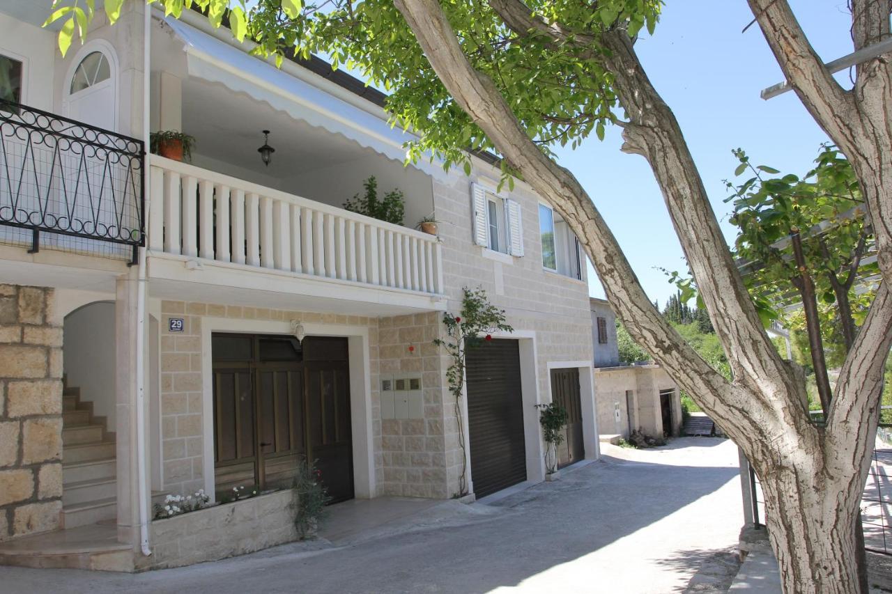 Holiday House Pine Tree Nerezisca Kültér fotó